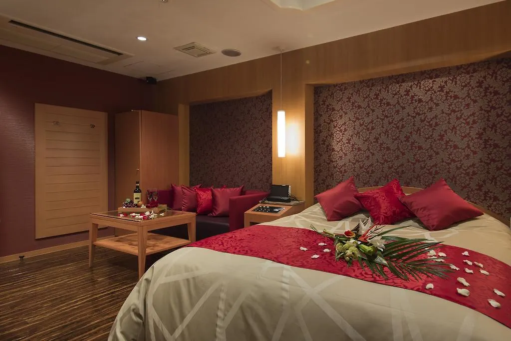 Love hotel Hotel Lhotel Osaka