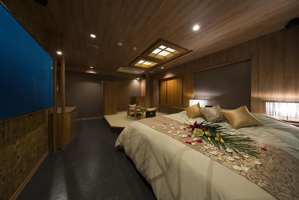 Hotel Lhotel Osaka 2*,  Giappone